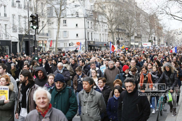 巴黎反恐大游行150万人 史无前例 (图组3) La plus grande manifestation enregistrée dans l'histoire de France (III) 巴黎反恐大游行150万人 史无前例 (图组3) La plus grande manifestation enregistrée dans l'histoire de France (III)