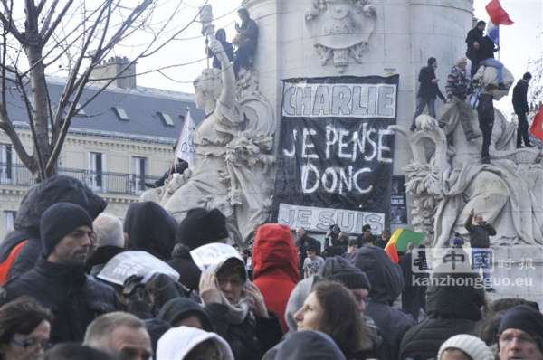 巴黎反恐大游行150万人 史无前例 (图组4) La plus grande manifestation enregistrée dans l'histoire de France (IV) 巴黎反恐大游行150万人 史无前例 (图组4) La plus grande manifestation enregistrée dans l'histoire de France (IV)
